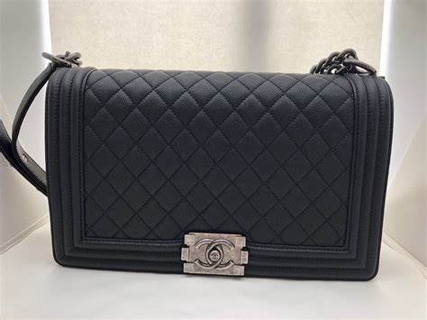 chanel boy bag everyday